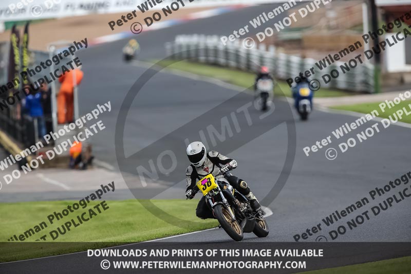 enduro digital images;event digital images;eventdigitalimages;mallory park;mallory park photographs;mallory park trackday;mallory park trackday photographs;no limits trackdays;peter wileman photography;racing digital images;trackday digital images;trackday photos